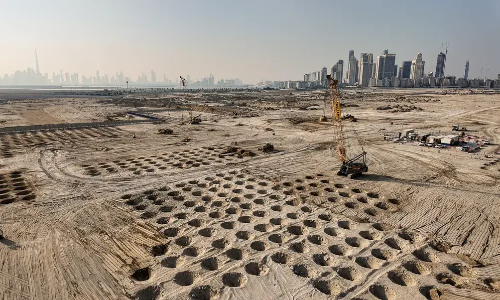 Dynamic Compaction and Replacement at Dubai Square Mall